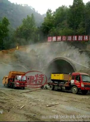 新一代喷浆设备 建特自动上料喷浆车